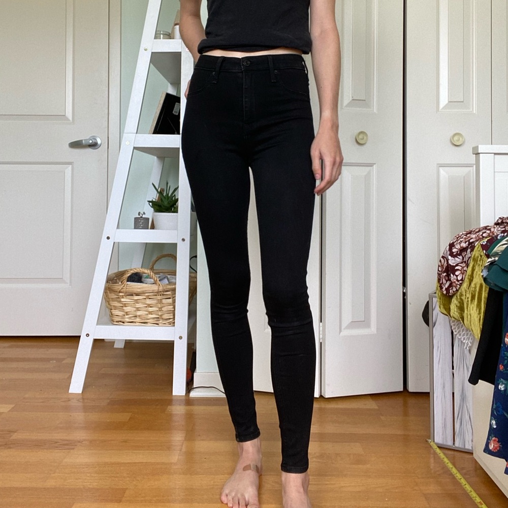 Black high waisted skinny jeans